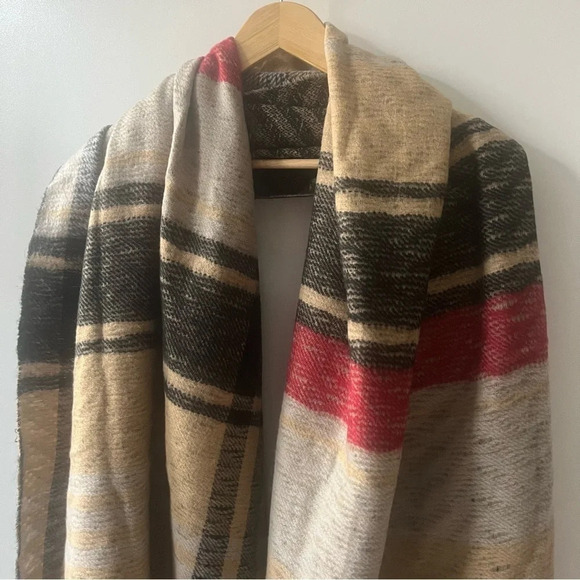 ☀️Oversized Cozy Plaid Fringe Blanket Wrap Scarf - Picture 3 of 8